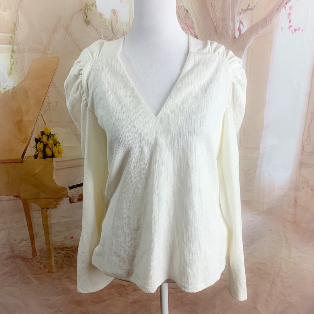 NEW Rebecca Taylor knit top with shirred shoulders - Picture 5 of 9